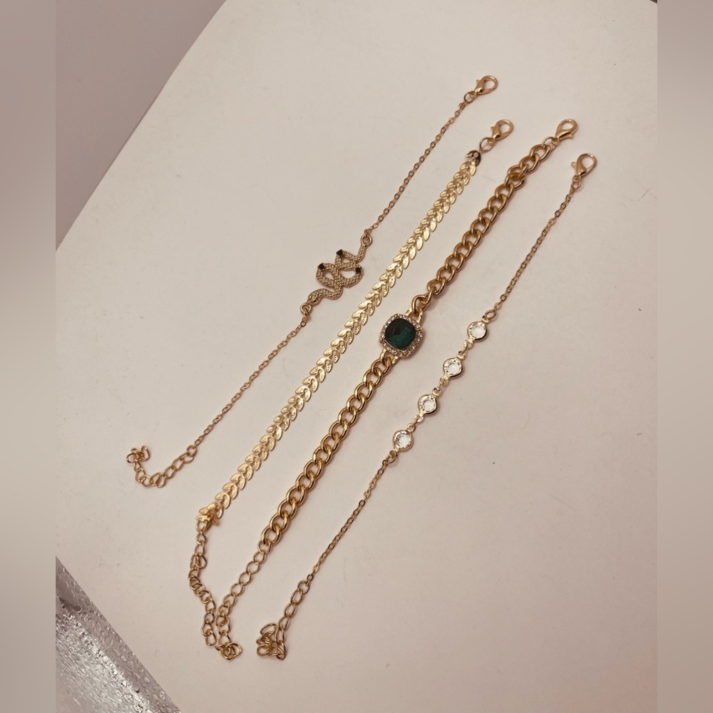 Set bracelet for women imitation diamond design 4 pieces